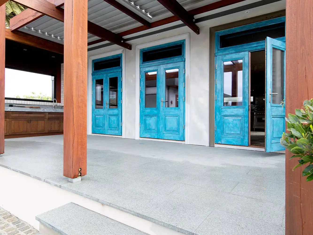 ETW-D_3FrenchDoors_Entry